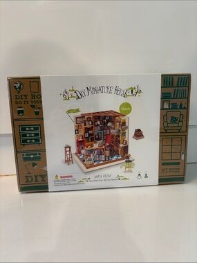 New in Package DIY Rolife Miniature House Sam's Study Kit